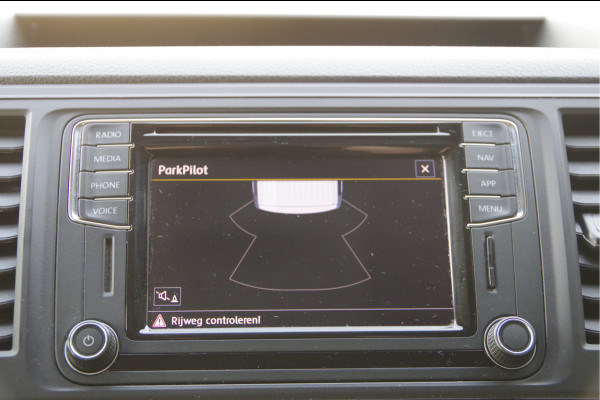 Volkswagen Transporter 2.0 TDI 3-ZITS, 204PK AUT. TREKHAAK, ADAPT. CRUISE, STANDKACHEL, NAVI, STOELVERWARMING