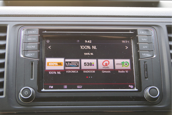 Volkswagen Transporter 2.0 TDI 3-ZITS, 204PK AUT. TREKHAAK, ADAPT. CRUISE, STANDKACHEL, NAVI, STOELVERWARMING