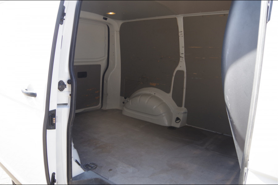 Volkswagen Transporter 2.0 TDI 3-ZITS, 204PK AUT. TREKHAAK, ADAPT. CRUISE, STANDKACHEL, NAVI, STOELVERWARMING