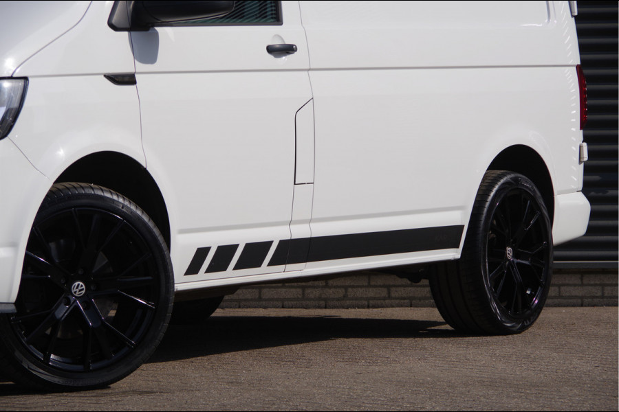 Volkswagen Transporter 2.0 TDI 3-ZITS, 204PK AUT. TREKHAAK, ADAPT. CRUISE, STANDKACHEL, NAVI, STOELVERWARMING