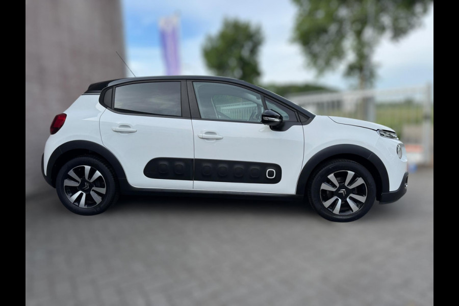 Citroën C3 1.2 PureTech Shine CARPLAY / PARKEERSENSOREN / CRUISE CONTROL / LMV / TWO-TONE / BLUETOOTH