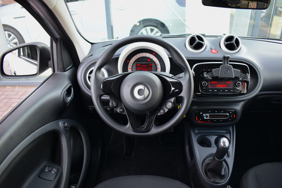 Smart Forfour 1.0 Business Solution | Climate | Cruise | LM Velgen | Bluetooth