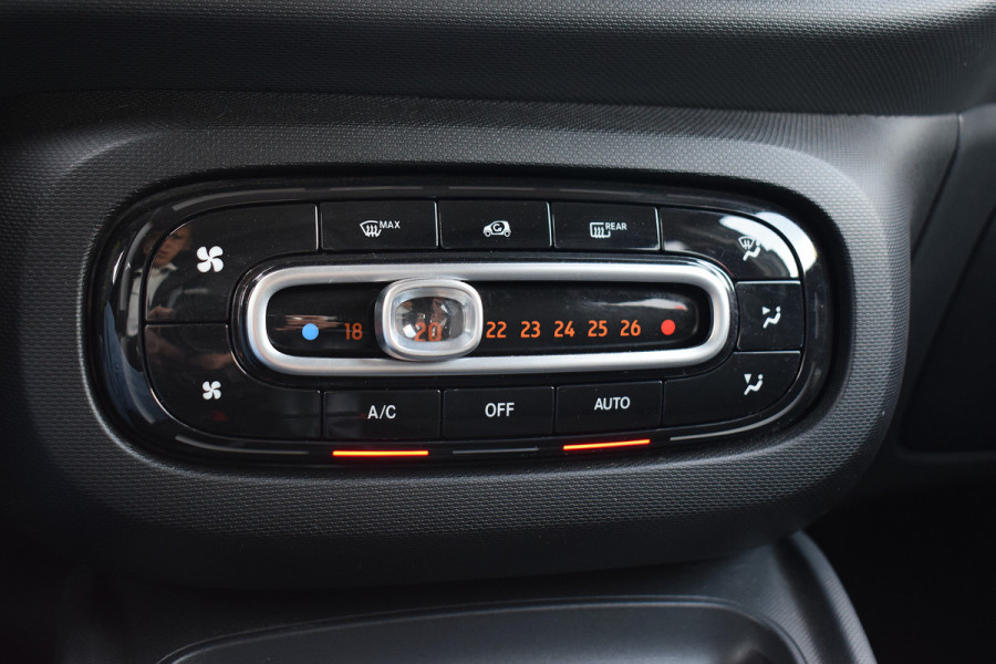 Smart Forfour 1.0 Business Solution | Climate | Cruise | LM Velgen | Bluetooth