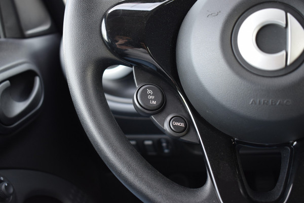 Smart Forfour 1.0 Business Solution | Climate | Cruise | LM Velgen | Bluetooth