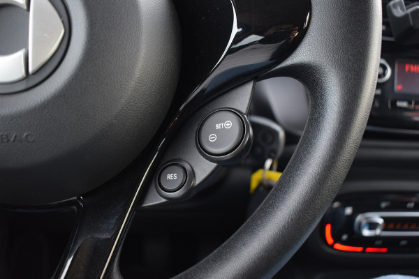 Smart Forfour 1.0 Business Solution | Climate | Cruise | LM Velgen | Bluetooth