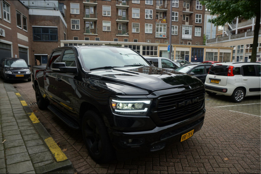 Dodge Ram 1500 5.7 V8 4x4 Crew Cab Big Horn Apple Carplay Camera Leer Trekhaak LPG Stoelverwarming Stuurverwarming
