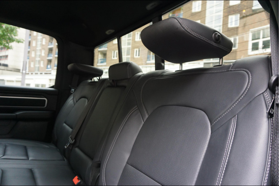 Dodge Ram 1500 5.7 V8 4x4 Crew Cab Big Horn Apple Carplay Camera Leer Trekhaak LPG Stoelverwarming Stuurverwarming