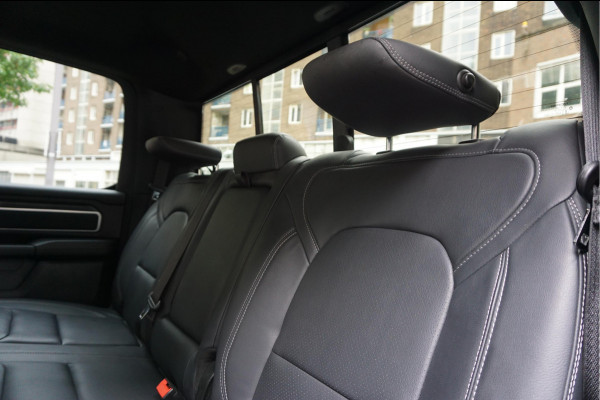 Dodge Ram 1500 5.7 V8 4x4 Crew Cab Big Horn Apple Carplay Camera Leer Trekhaak LPG Stoelverwarming Stuurverwarming