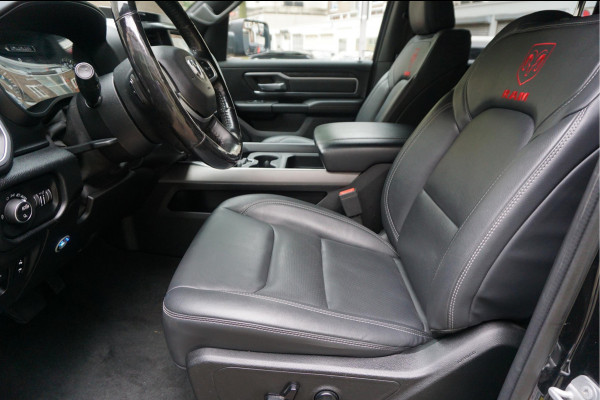 Dodge Ram 1500 5.7 V8 4x4 Crew Cab Big Horn Apple Carplay Camera Leer Trekhaak LPG Stoelverwarming Stuurverwarming