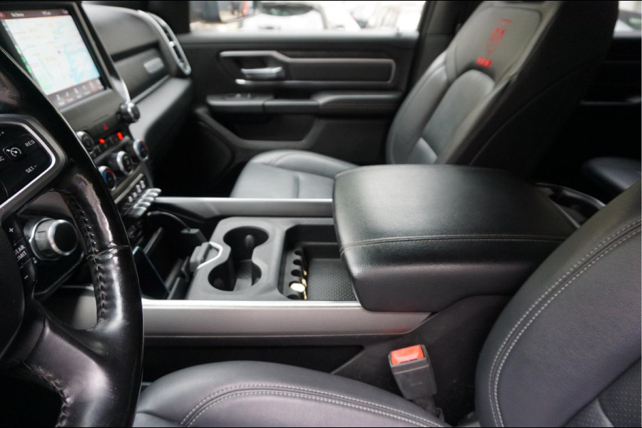 Dodge Ram 1500 5.7 V8 4x4 Crew Cab Big Horn Apple Carplay Camera Leer Trekhaak LPG Stoelverwarming Stuurverwarming