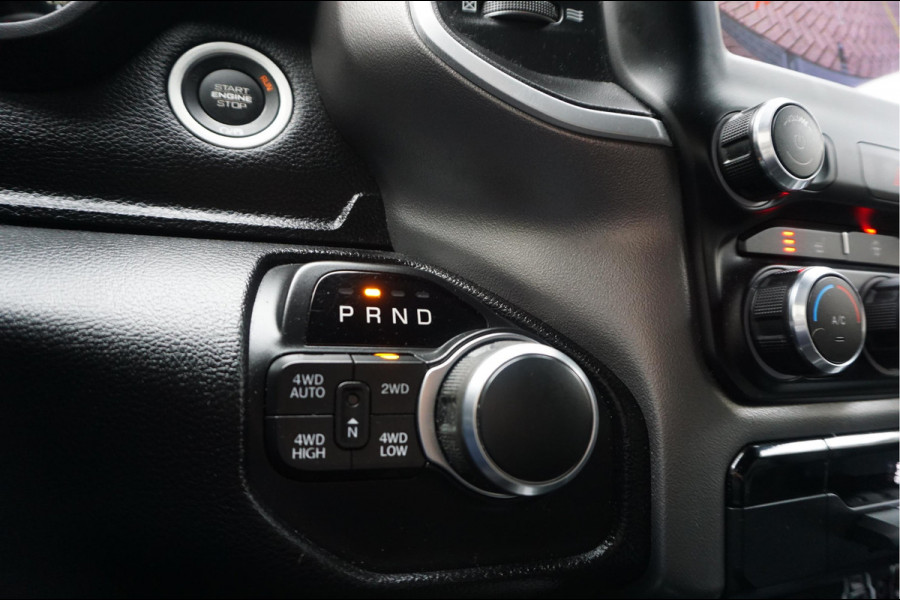 Dodge Ram 1500 5.7 V8 4x4 Crew Cab Big Horn Apple Carplay Camera Leer Trekhaak LPG Stoelverwarming Stuurverwarming