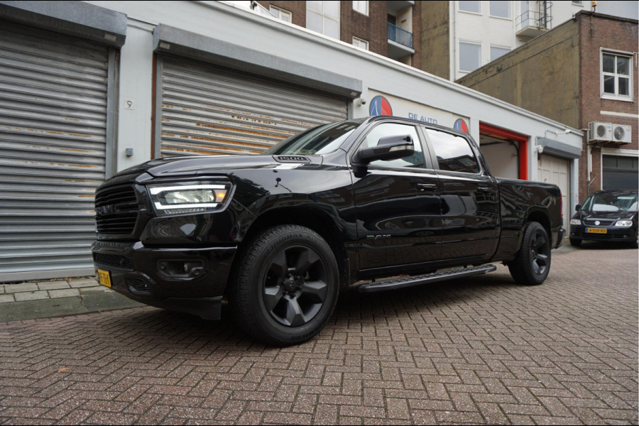 Dodge Ram 1500 5.7 V8 4x4 Crew Cab Big Horn Apple Carplay Camera Leer Trekhaak LPG Stoelverwarming Stuurverwarming