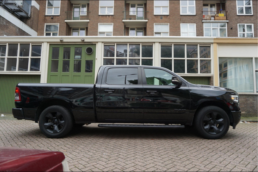Dodge Ram 1500 5.7 V8 4x4 Crew Cab Big Horn Apple Carplay Camera Leer Trekhaak LPG Stoelverwarming Stuurverwarming