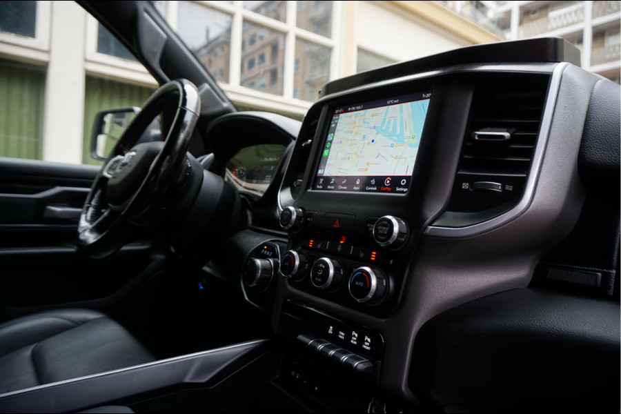 Dodge Ram 1500 5.7 V8 4x4 Crew Cab Big Horn Apple Carplay Camera Leer Trekhaak LPG Stoelverwarming Stuurverwarming