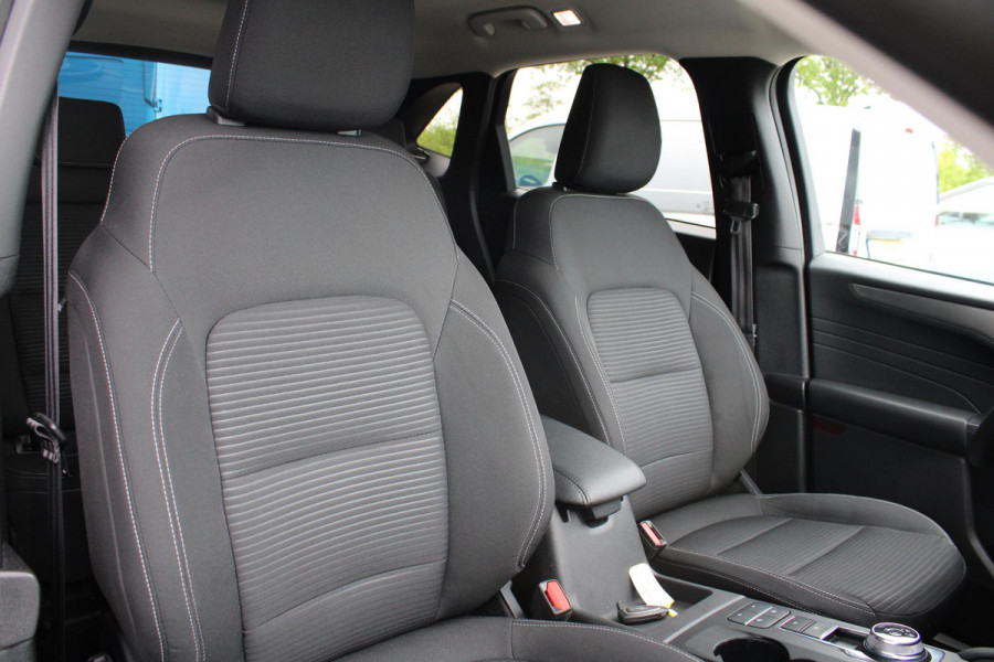 Ford Kuga 2.5 PHEV Titanium | Dealeronderhouden | Adaptive cruise control | Winter Pack | Dodehoeksensoren | Camera