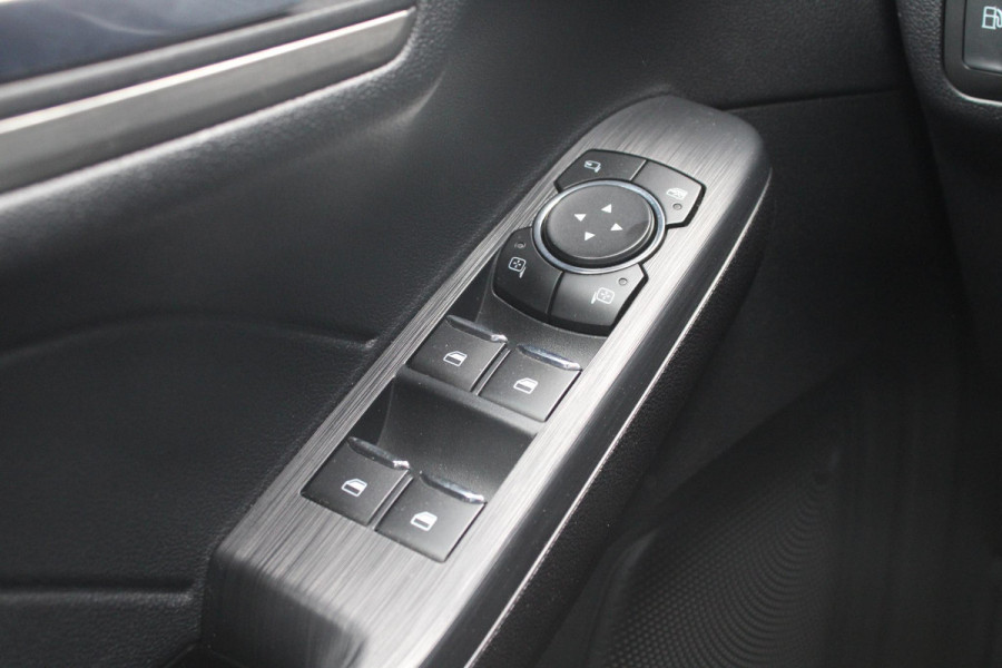Ford Kuga 2.5 PHEV Titanium | Dealeronderhouden | Adaptive cruise control | Winter Pack | Dodehoeksensoren | Camera