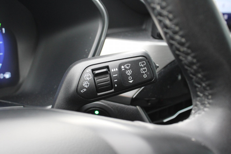 Ford Kuga 2.5 PHEV Titanium | Dealeronderhouden | Adaptive cruise control | Winter Pack | Dodehoeksensoren | Camera