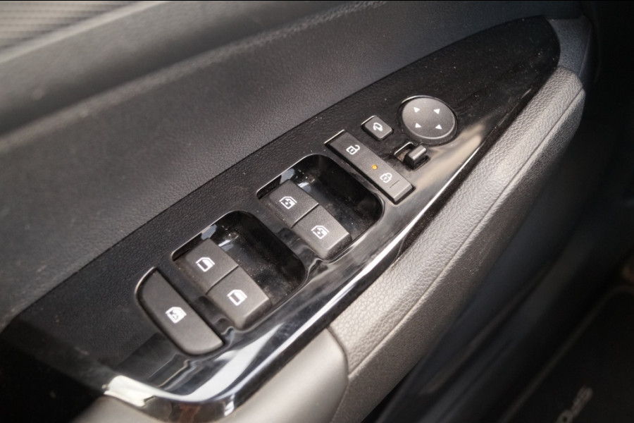 Kia Sportage 1.6 T-GDi Hybrid DynamicLine -NAVI-ECC-TREKHAAK-