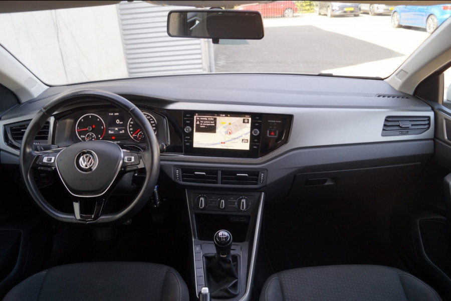 Volkswagen Polo 1.6 TDI Comfortline Executive -NAVI-ACC-CARPLAY-