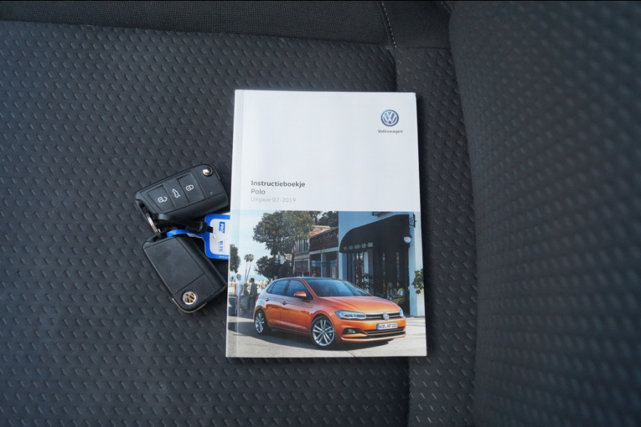 Volkswagen Polo 1.6 TDI Comfortline Executive -NAVI-ACC-CARPLAY-