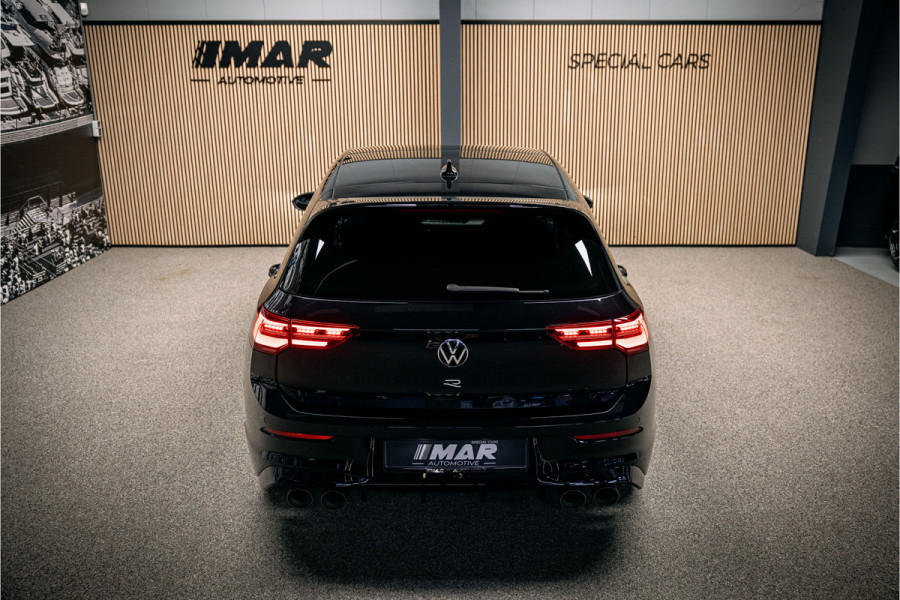 Volkswagen Golf 2.0 TSI R 4Motion uiterst nette en volle Golf R met Akra en nog vele andere opties