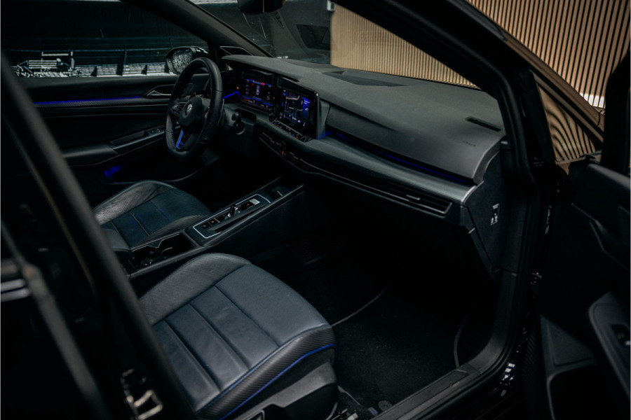 Volkswagen Golf 2.0 TSI R 4Motion uiterst nette en volle Golf R met Akra en nog vele andere opties