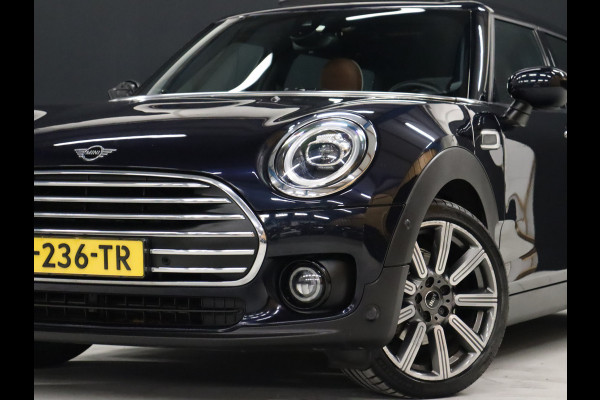 MINI Clubman 1.5 Cooper Richmond Park Edition DIGITAL DASHBOARD, CRUISE CONTROL, APPLE CARPLAY, SCHUIFKANTELDAK, HARMAN KARDON AUDIO,  VOL LEDER, PDC, STOELVERWARMING, NAVIGATIE, NIEUWSTAAT]