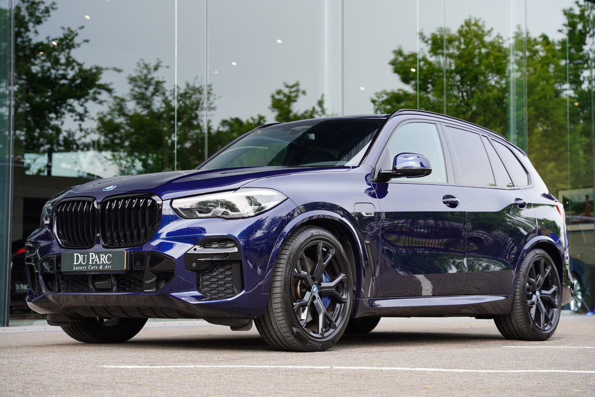 BMW X5 X Drive 45E High Executive Individual M-Pakket Panorama Dak BMW X5 X Drive 45E High Executive Individual M-Pakket Panorama Dak