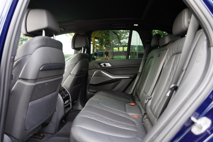 BMW X5 X Drive 45E High Executive Individual M-Pakket Panorama Dak