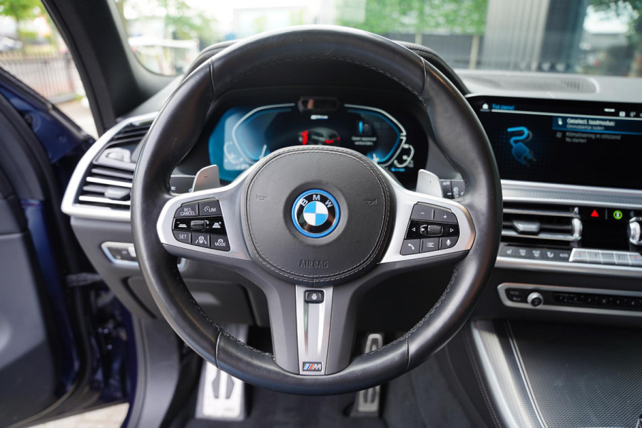 BMW X5 X Drive 45E High Executive Individual M-Pakket Panorama Dak