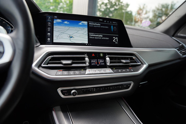 BMW X5 X Drive 45E High Executive Individual M-Pakket Panorama Dak