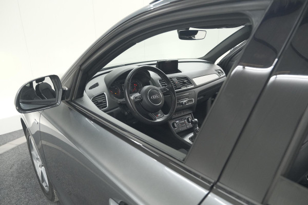 Audi Q3 1.4 TFSI CoD Sport S Line Edition | Parkeersensoren | Navigatie | Climate Control