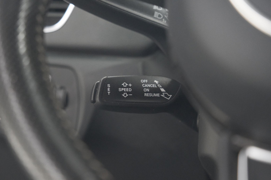 Audi Q3 1.4 TFSI CoD Sport S Line Edition | Parkeersensoren | Navigatie | Climate Control