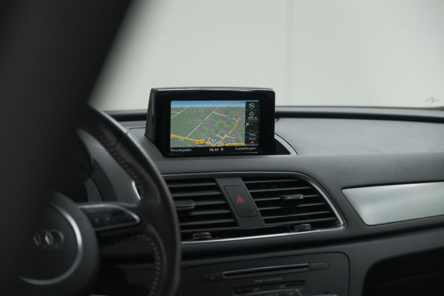 Audi Q3 1.4 TFSI CoD Sport S Line Edition | Parkeersensoren | Navigatie | Climate Control