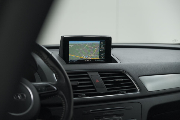 Audi Q3 1.4 TFSI CoD Sport S Line Edition | Parkeersensoren | Navigatie | Climate Control