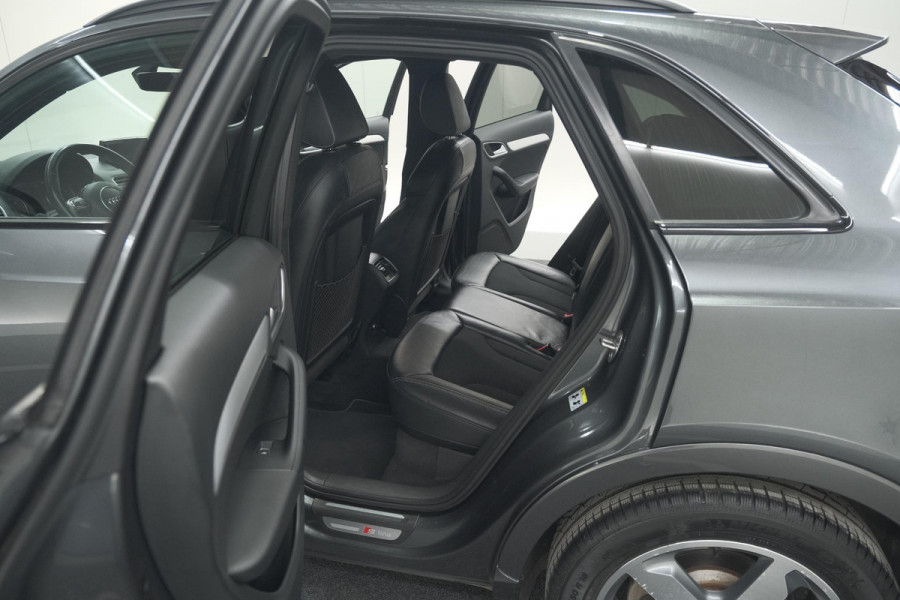 Audi Q3 1.4 TFSI CoD Sport S Line Edition | Parkeersensoren | Navigatie | Climate Control