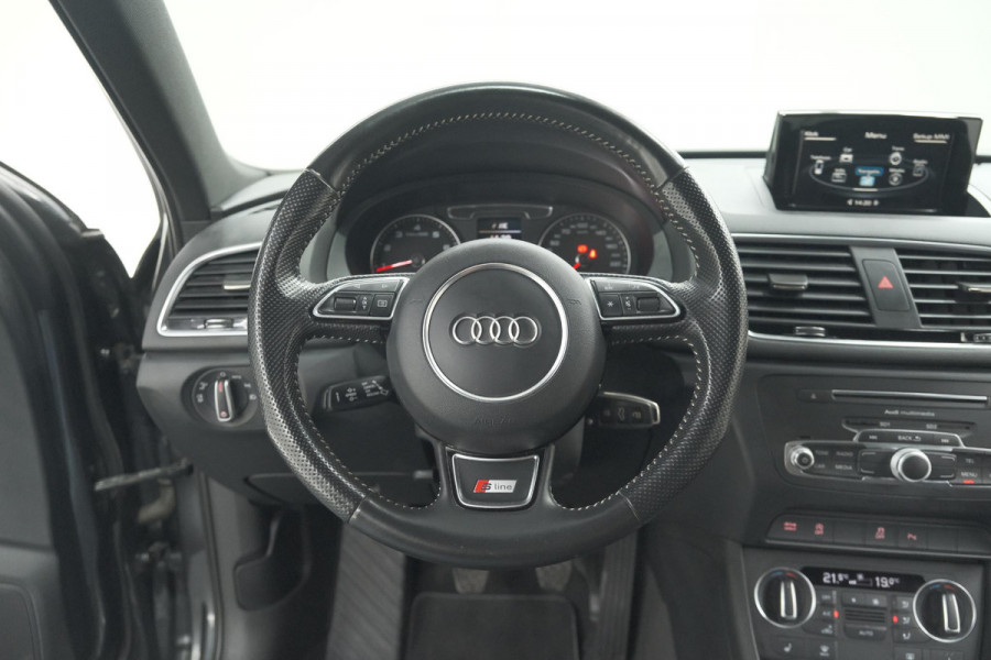 Audi Q3 1.4 TFSI CoD Sport S Line Edition | Parkeersensoren | Navigatie | Climate Control