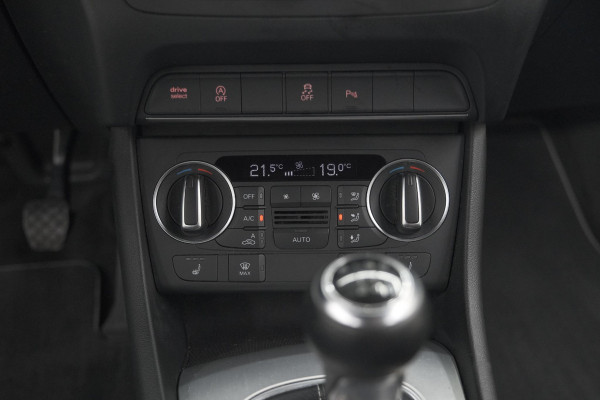 Audi Q3 1.4 TFSI CoD Sport S Line Edition | Parkeersensoren | Navigatie | Climate Control