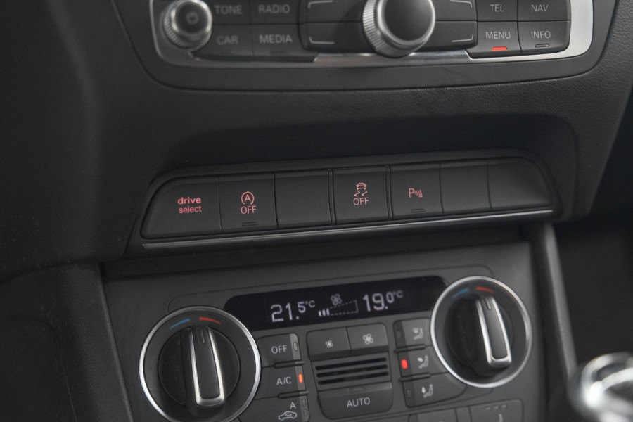 Audi Q3 1.4 TFSI CoD Sport S Line Edition | Parkeersensoren | Navigatie | Climate Control