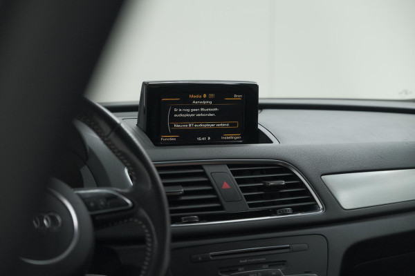 Audi Q3 1.4 TFSI CoD Sport S Line Edition | Parkeersensoren | Navigatie | Climate Control