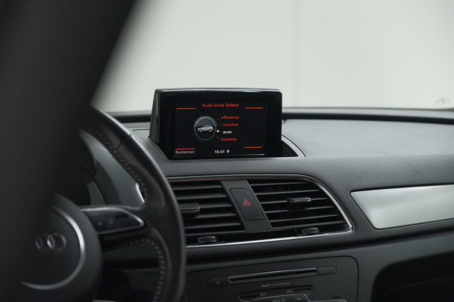 Audi Q3 1.4 TFSI CoD Sport S Line Edition | Parkeersensoren | Navigatie | Climate Control