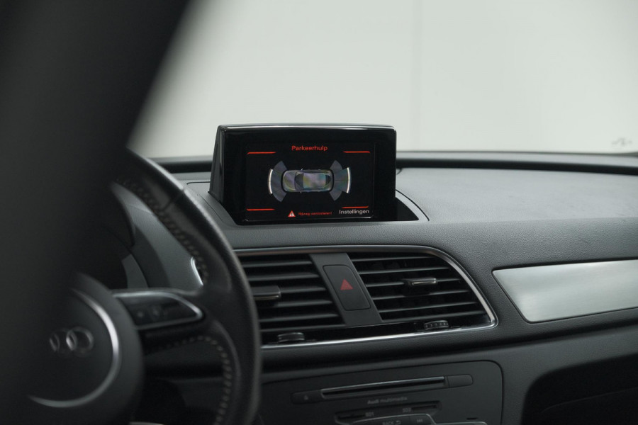 Audi Q3 1.4 TFSI CoD Sport S Line Edition | Parkeersensoren | Navigatie | Climate Control