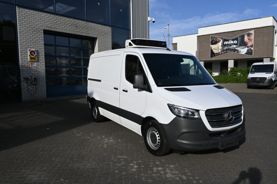 Mercedes-Benz Sprinter 317 CDI L1H1 RWD MBUX navigatie met parkeerpakket, Geveerde stoel Carrier
