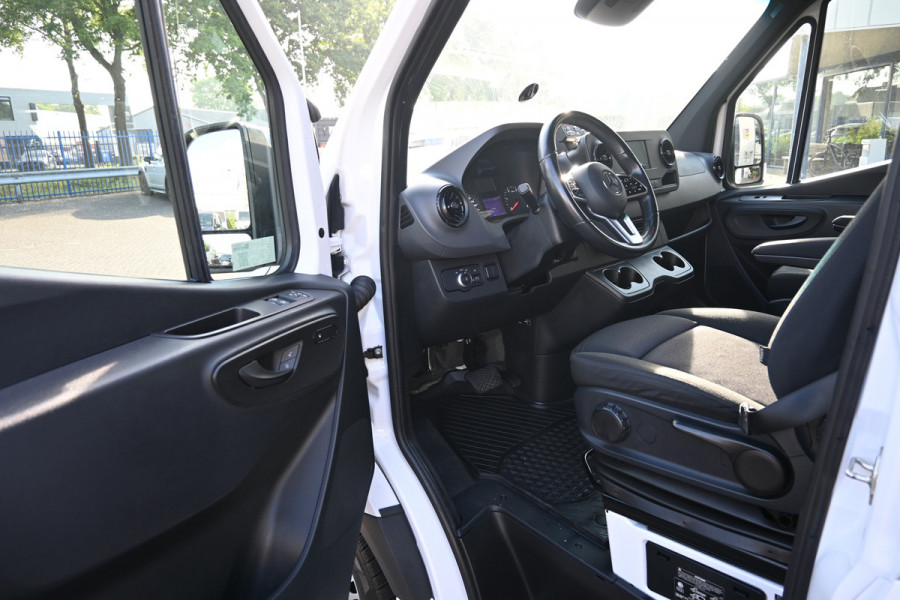 Mercedes-Benz Sprinter 317 CDI L1H1 RWD MBUX navigatie met parkeerpakket, Geveerde stoel Carrier