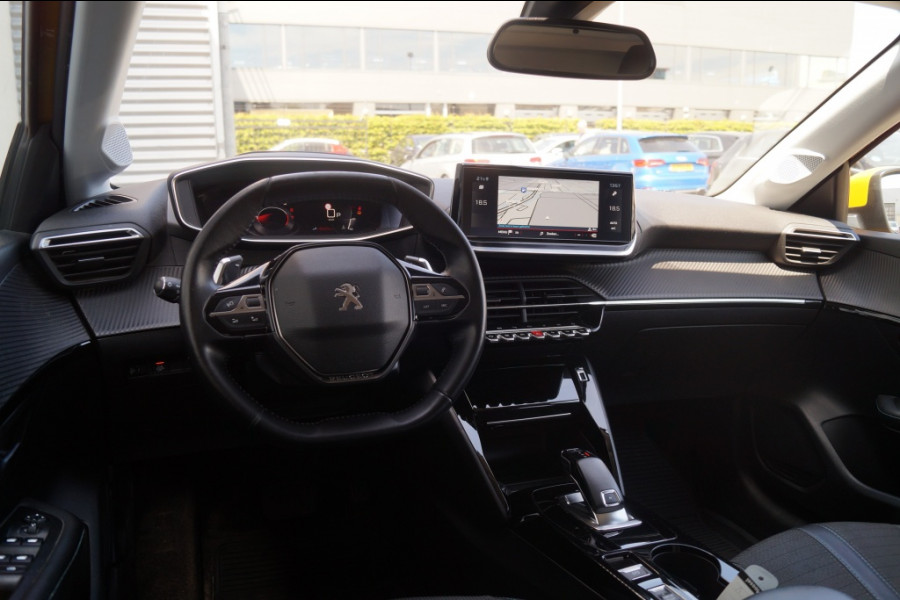 Peugeot 208 1.2 PureTech Automaat Allure -PANO-NAVI-