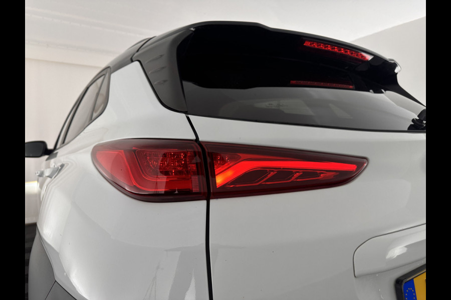 Hyundai Kona EV Premium 64 kWh [ 3-Fase ] (INCL-BTW) *HEAT-PUMP | FULL-LEATHER | HEAD-UP | FULL-LED | NAVI-FULLMAP | DAB | ADAPTIVE-CRUISE | KRELL-AUDIO | KEYLESS | CAMERA | BLIND-SPOT | LANE-ASSIST | DIGI-COCKPIT | TOWBAR | 18"ALU*