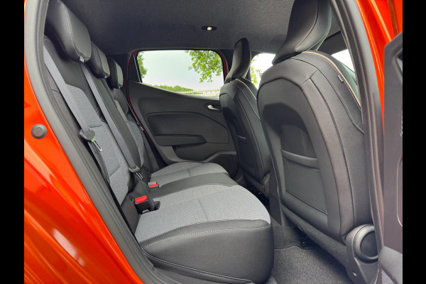 Renault Clio 1.0 TCe ECO-G 100 techno AUTOMAAT / CAMERA / NAVI / CARPLAY / ECC / ZGAN