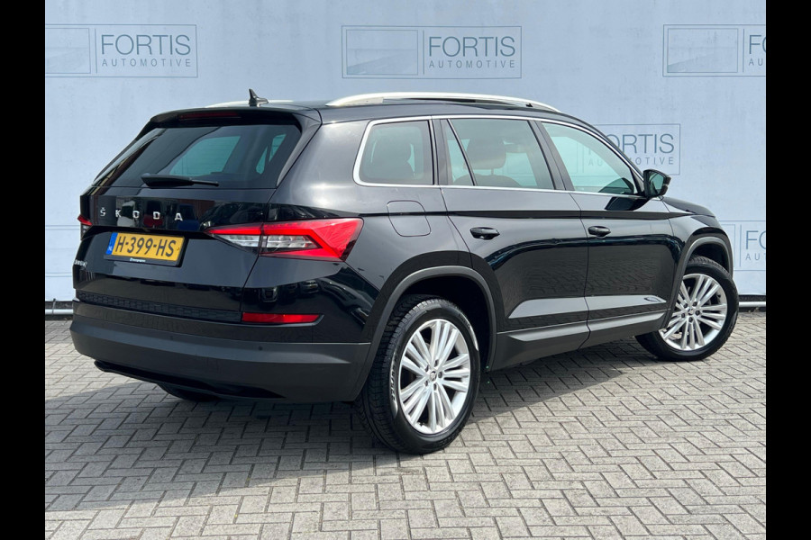 Škoda Kodiaq 1.5 TSI Limited Business Edition 7p. NL AUTO | 7 PERSOONS | PANO | AUTOMAAT | CARPLAY | HALF LEDER |