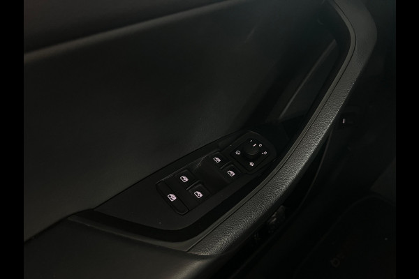 Škoda Kodiaq 1.5 TSI Limited Business Edition 7p. NL AUTO | 7 PERSOONS | PANO | AUTOMAAT | CARPLAY | HALF LEDER |