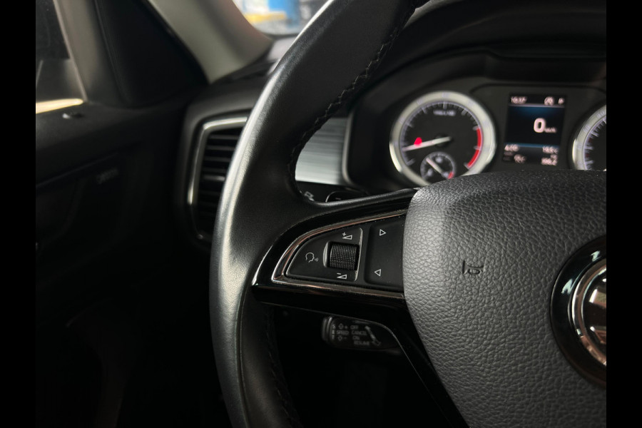 Škoda Kodiaq 1.5 TSI Limited Business Edition 7p. NL AUTO | 7 PERSOONS | PANO | AUTOMAAT | CARPLAY | HALF LEDER |